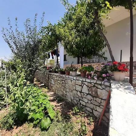 Emilio Apartment Ksamil