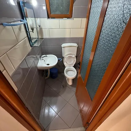 Emilio Apartment